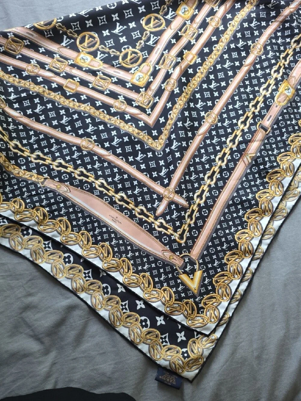 Louis Vuitton Black, White & Gold Monogram Silk Scarf with Chain & Box